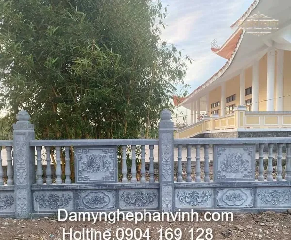 So sánh lan can đá xanh rêu và đá xanh Thanh Hóa