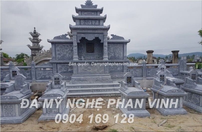 khu-lang-mo-da-xanh-nguyen-khoi-tai-quang-ninh