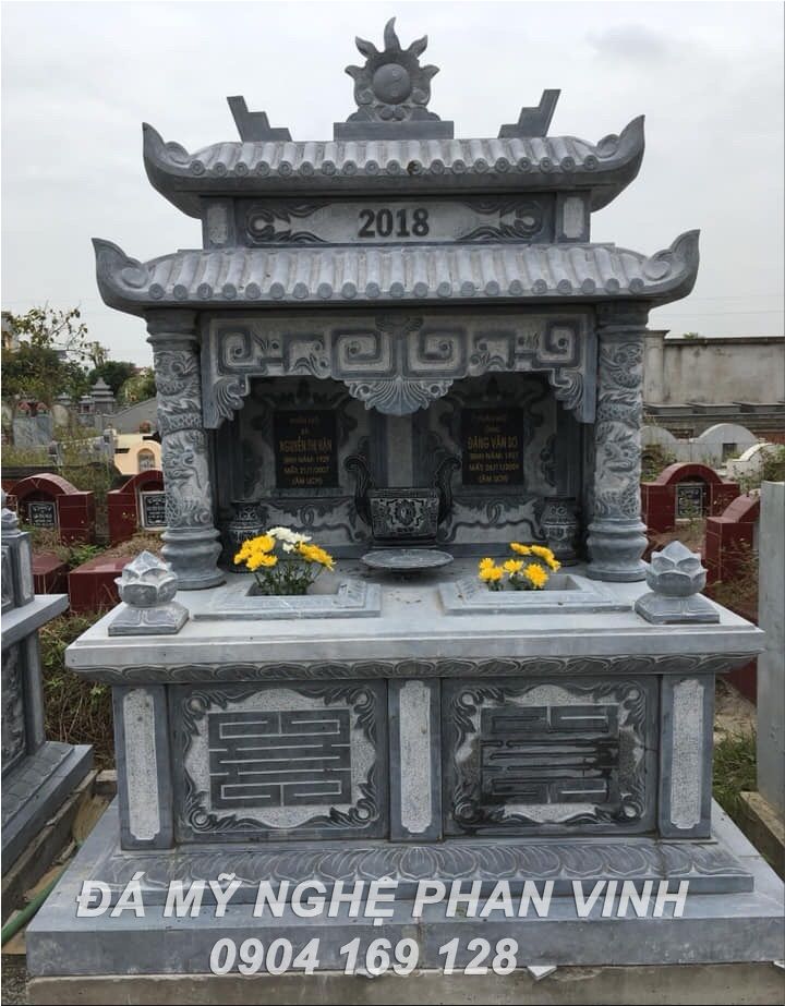 Mẫu Mộ đá dôi hai mái, Mộ đá đôi hai đao