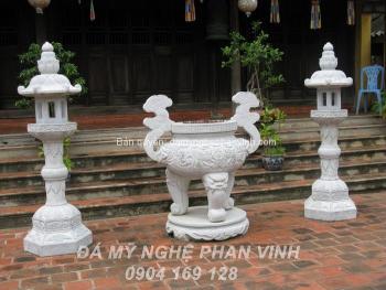 Đèn đá thờ