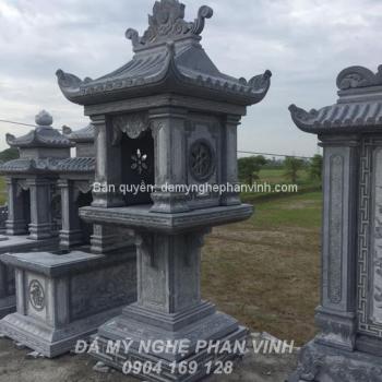 Cây hương đá thờ ngoài trời