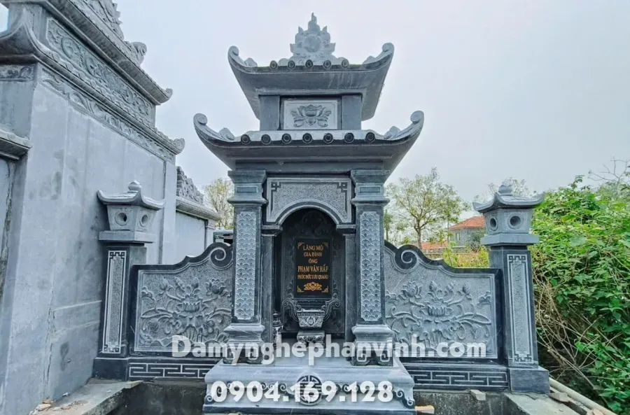 Mộ Đá hai mái